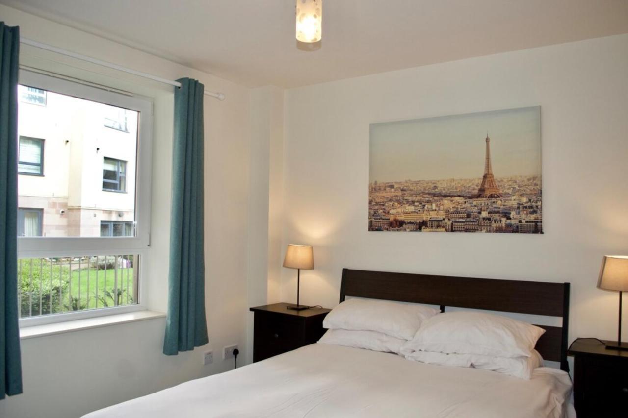 Modern 2 Bedroom City Centre Flat Edinburgh Exterior photo